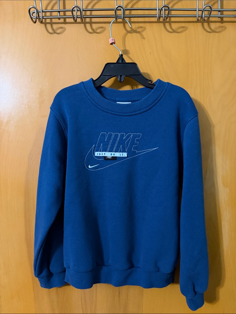 Nike Men’s Navy Blue Crewneck Sweatshirt with Embroidered Logo